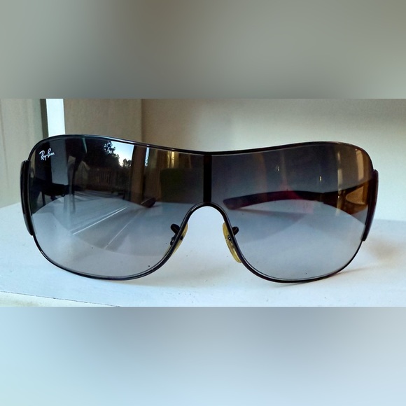 Ray-Ban Pilot Shield Sunglasses - Picture 1 of 5